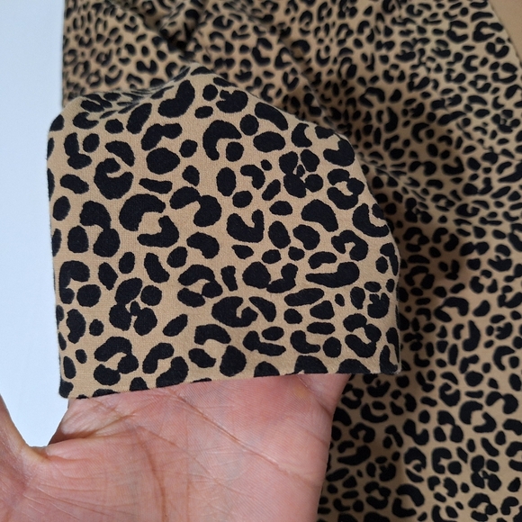 Old Navy Leopard Stretch Open Front Blazer - Picture 4 of 13